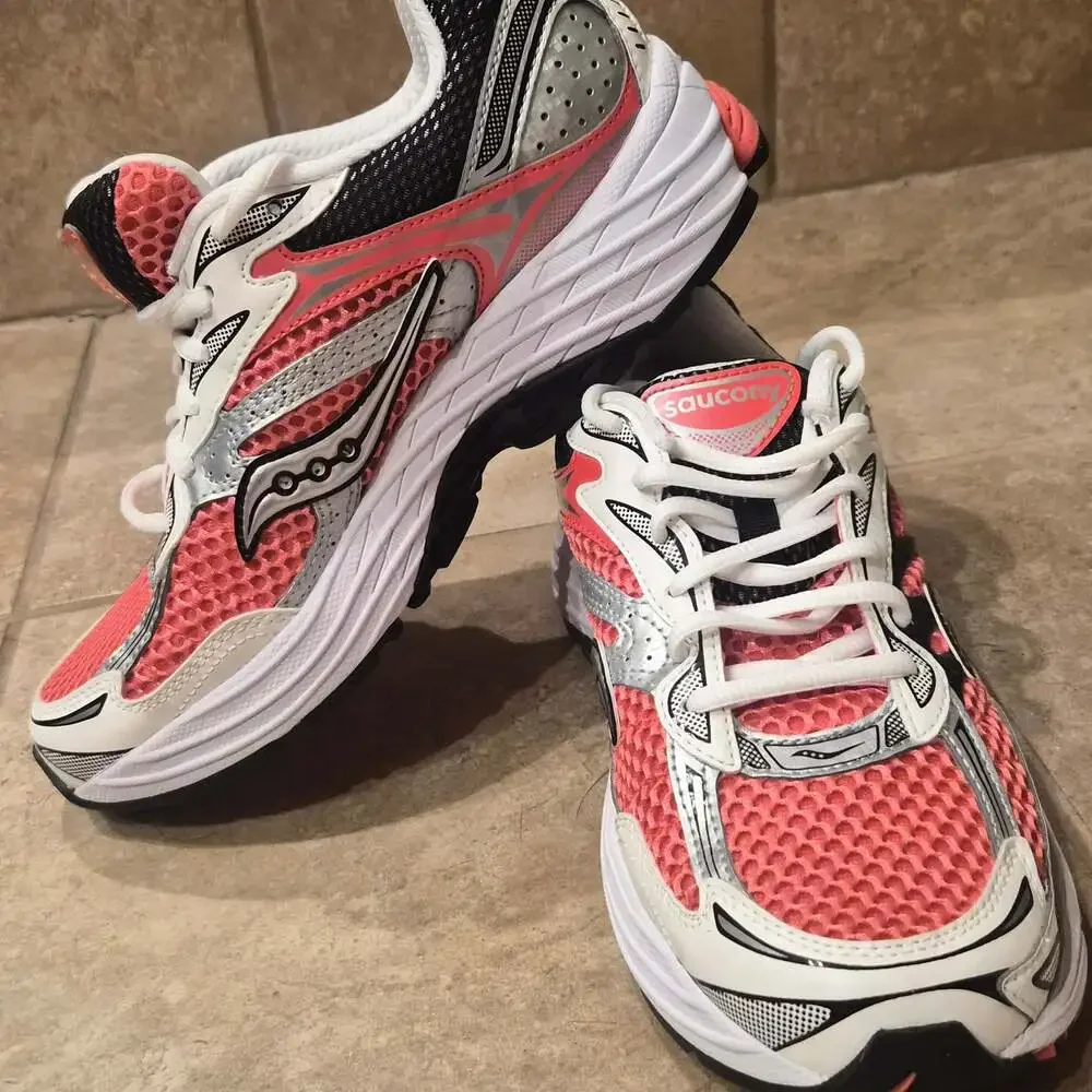 Saucony Progrid Omni 9 Unisex Running Shoes Coral/Black/Silver
